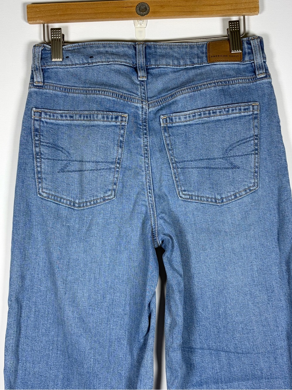 American Eagle Outfitters Light Blue Distressed Low Rise Baggy Wide-Leg Jeans - Picture 5 of 9